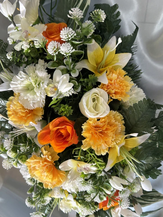 Ikebana zaťažená podlhovastá