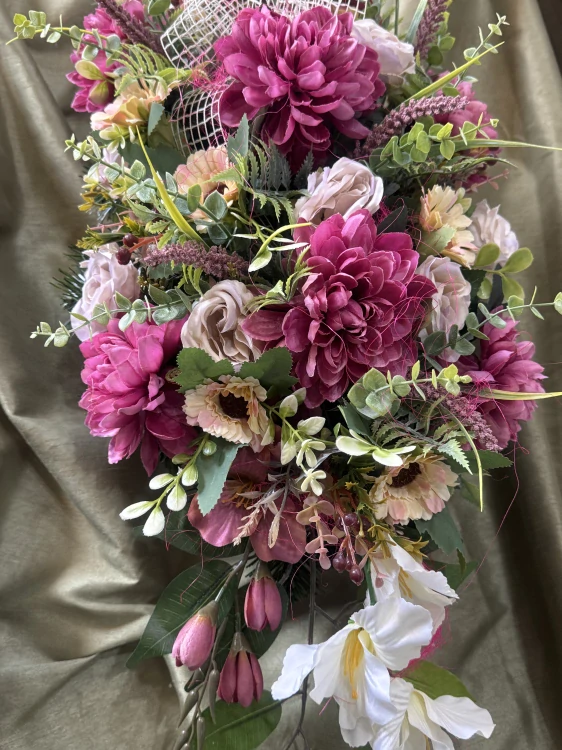 zaťažená ikebana podlhovastá viola
