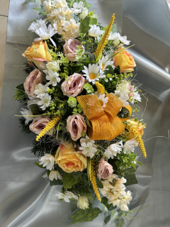 Ikebana zaťažená podlhovastá